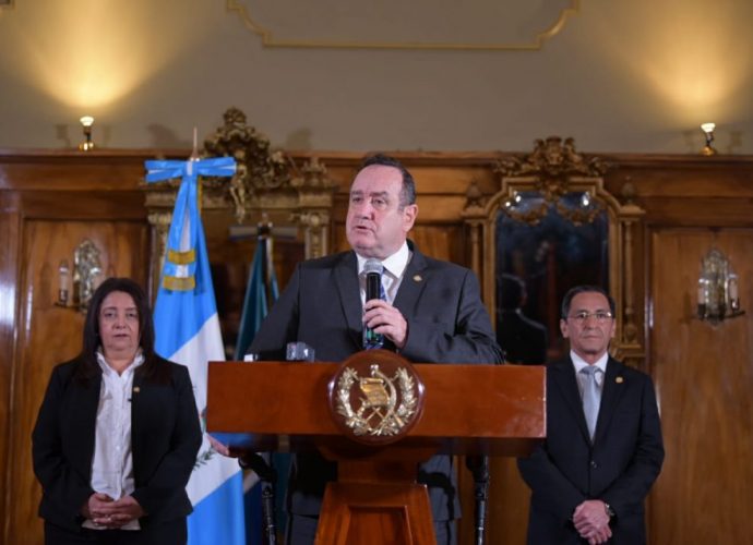 Presidente decreta estado de calamidad pública en Guatemala por el coronavirus