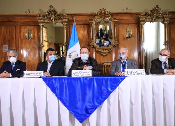 Presidente Alejandro Giammattei se reúne con autoridades de Irtra, Intecap e IGSS