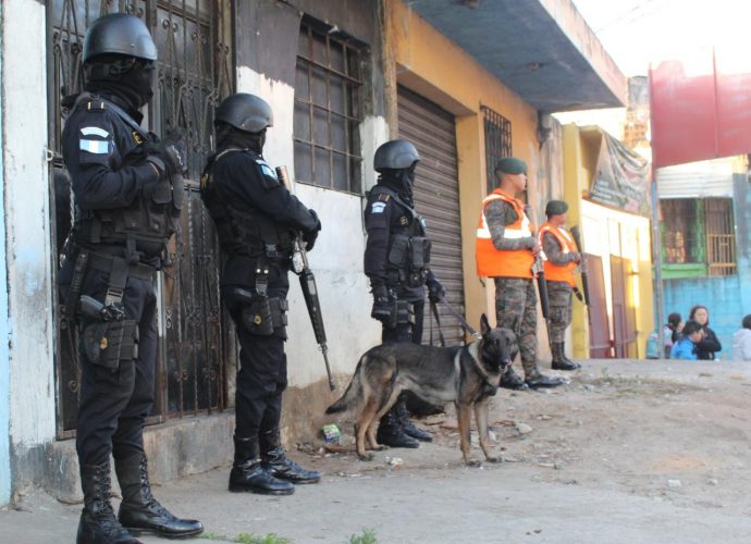 Instalan puestos de identificación en la capital y San Pedro Ayampuc