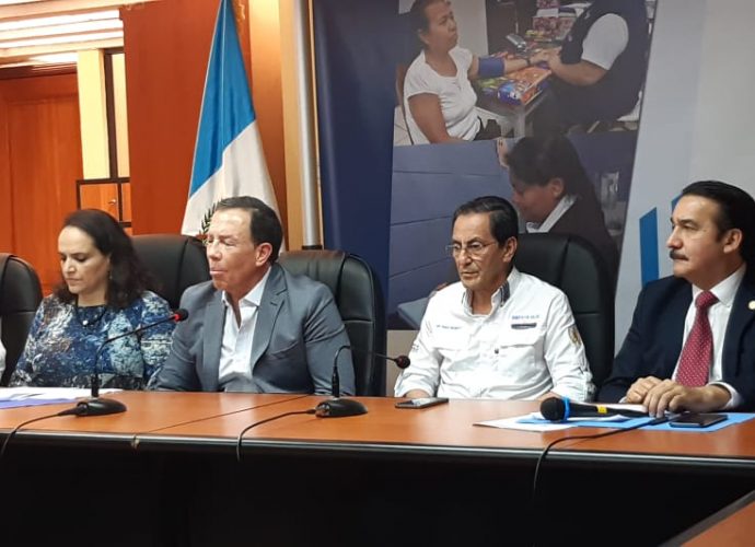 Instalan comisión del MINFIN para agilizar compras de insumos y equipo médico