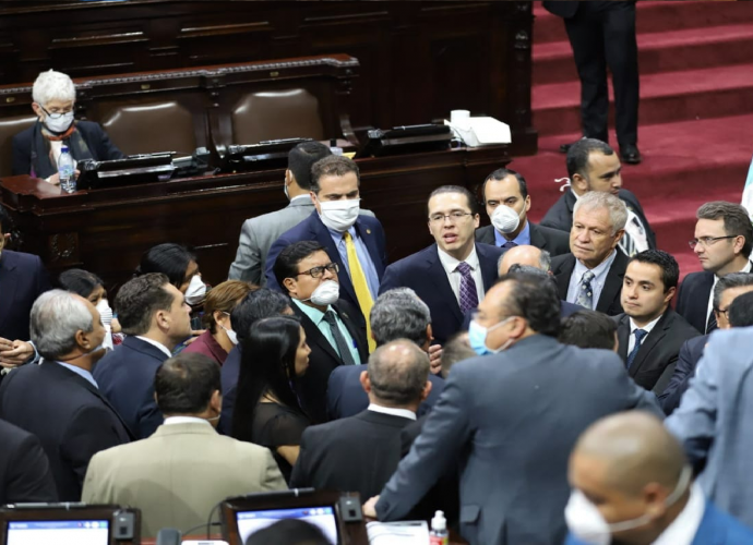 Congresistas eligen Magistrados al TSE