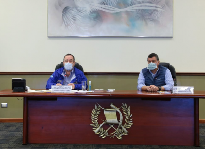 Presidente Alejandro Giammattei en Consejo de Ministros ordena nuevas disposiciones