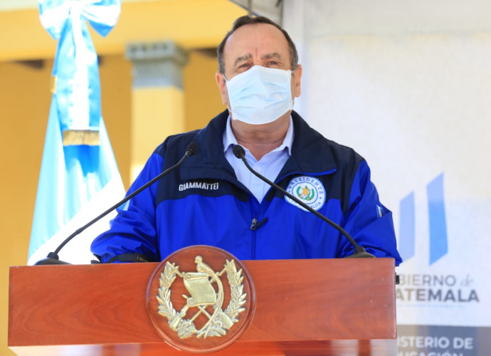 Presidente Giammattei informa la recuperación de 4 personas.