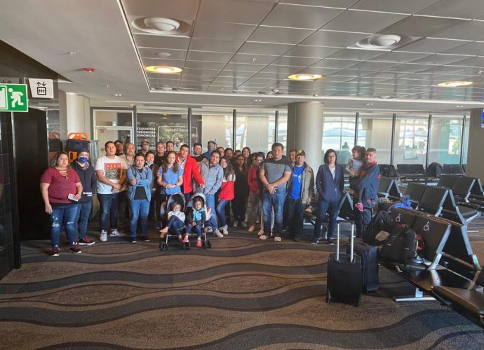 Guatemaltecos retornar al país gracias al esfuerzo del MINEX y de la DGAC