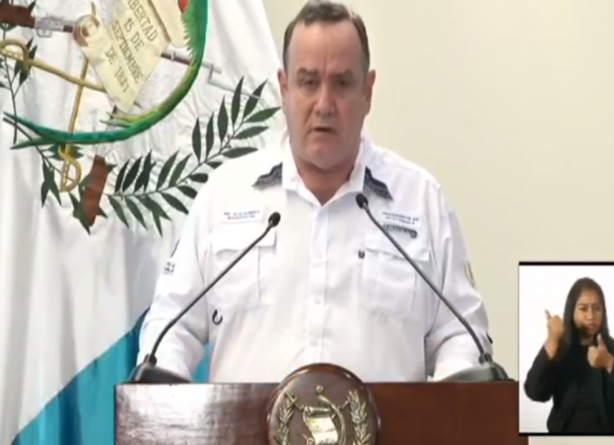Presidente Giammattei anuncia apoyo económico para los guatemaltecos