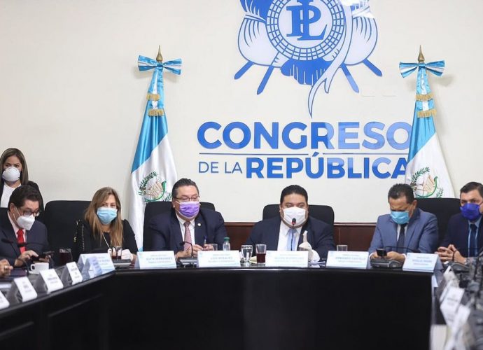 Congreso gira disposiciones a personal y diputados por continuidad de emergencia sanitaria