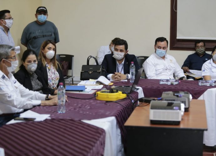 Jóvenes del servicio cívico  entregarán víveres y mascarillas por el COVID-19