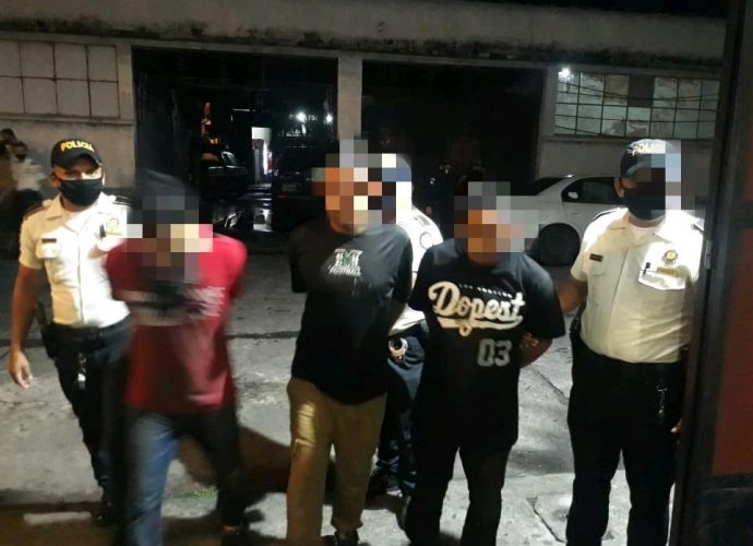 Capturan a presuntos asaltantes en Retalhuleu