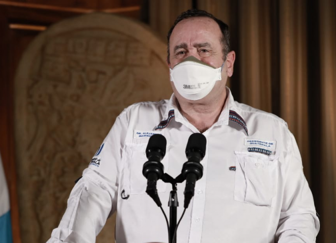 Presidente Giammattei confirma 27 casos nuevos y 4 más recuperados de COVID-19