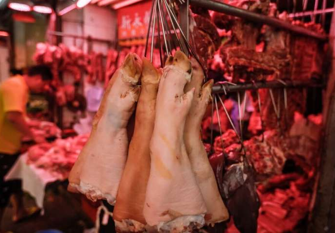 MAGA confirma disponibilidad de carne de cerdo durante la crisis Nacional.