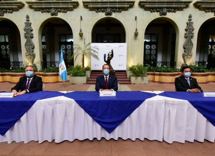 Gobierno de Guatemala explica programas de apoyo económico durante la crisis del COVID-19