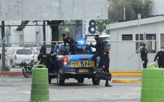 Giran orden de captura a persona contagiada con COVID-19 que se fugó del Hospital Temporal del Parque la Industria