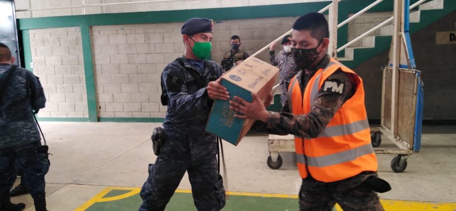 5230 Cajas de Alimentos fueron enviadas a Morales Izabal y 5000 a Zacapa