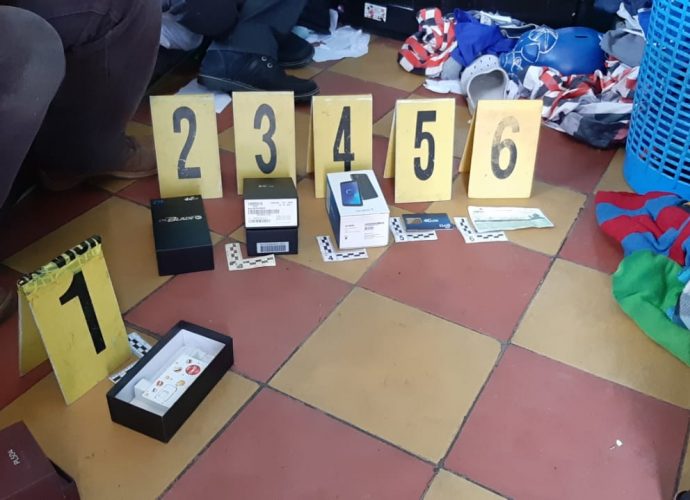 Localizan moto con reporte de robo y pistola que presuntamente fue utilizada en ataque armado