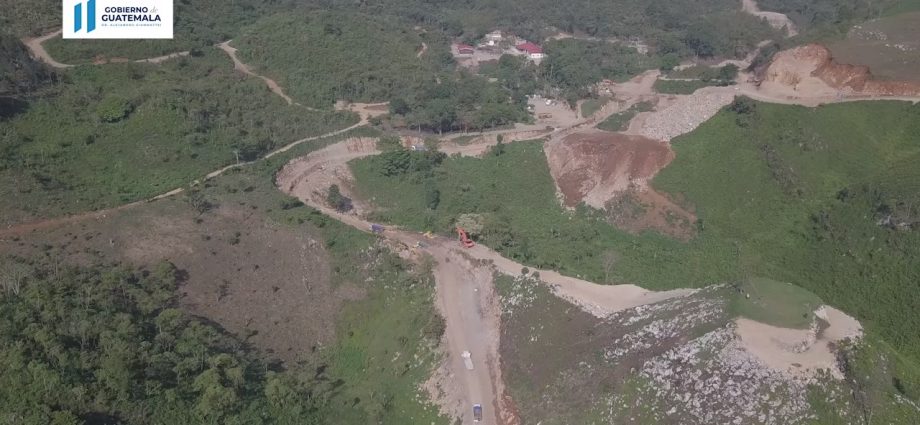 La ruta que conduce a Semuc Champey, en Alta Verapaz será asfaltada