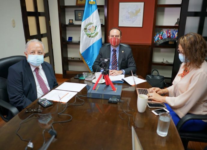 Guatemala participa en reunión para el acceso latinoamericano y caribeño a la vacuna experimental contra el COVID-19