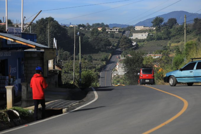 Más de 9 kms de reposición asfáltica fueron entregados por el Gobierno de Guatemala