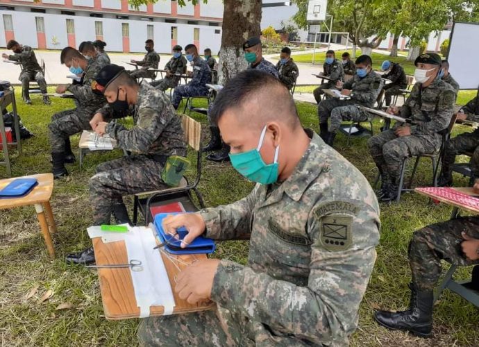 Soldados del Ejército de Guatemala concluyen taller de entrenamiento táctico COVID-19