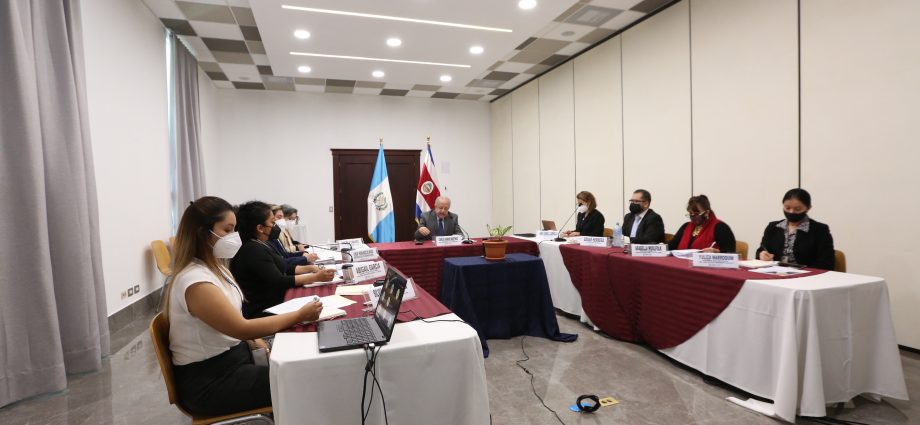 Guatemala y Costa Rica promueven alianza estratégica