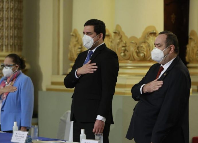 Firman convenio para erradicar la explotación laboral y trabajo forzoso infantil