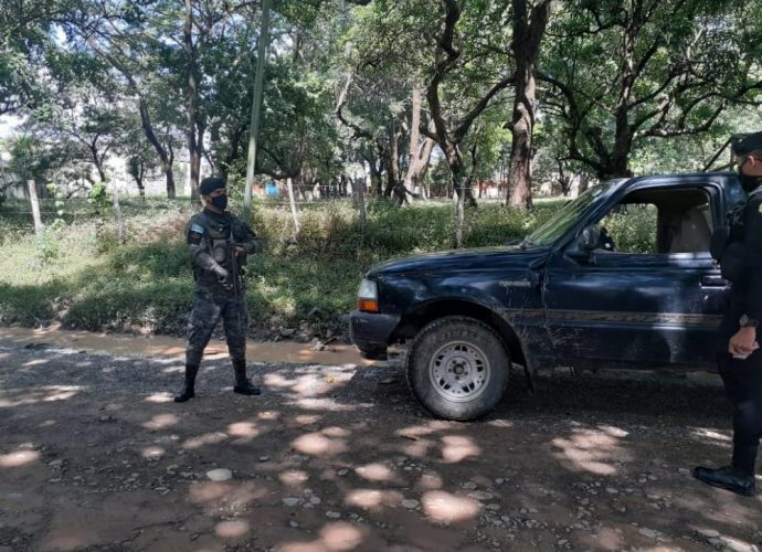Ejército de Guatemala opera puestos de control Interinstitucional con la Fuerza de Tarea  Xinca