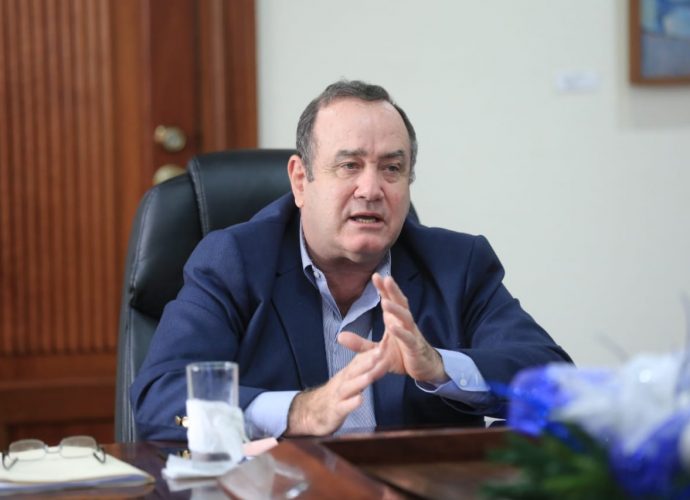 Presidente Alejandro Giammattei participó en acuerdo interinstitucional