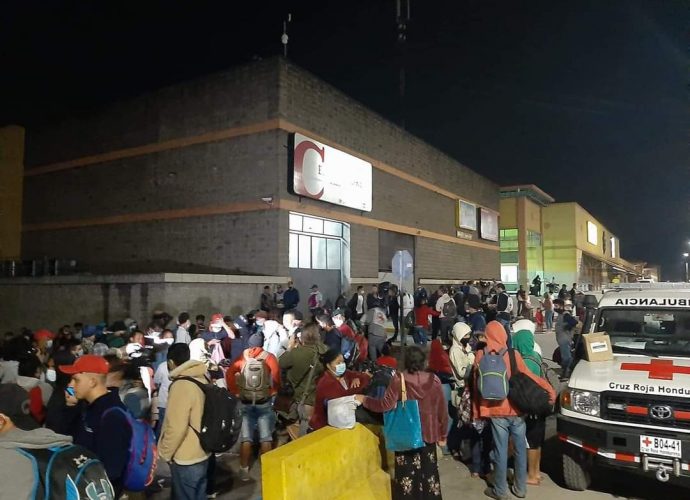 Nueva caravana de migrantes hondureños podría movilizarse a Guatemala en el transcurso del día