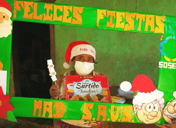 SOSEP entrega productos alimenticios a adultos mayores