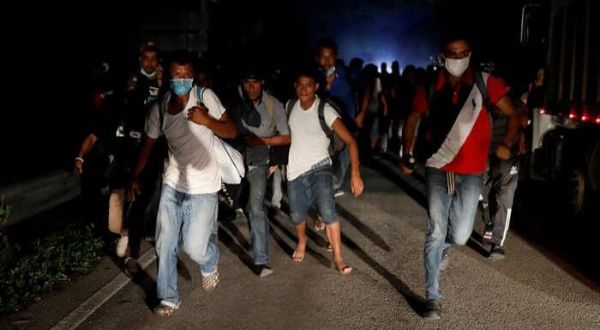 Gobierno decreta Estado de Prevención en 7 departamentos, ante la llegada de una caravana de migrantes hondureños