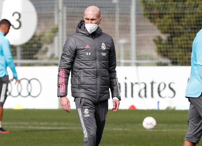 Zidane sale del confinamiento y vuelve a los entrenamientos