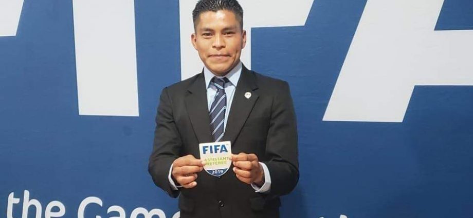 Árbitros guatemaltecos están listos para debutar en el mundial de clubes