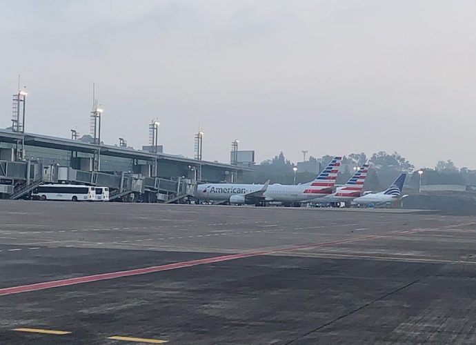 Se reanudan las operaciones en el Aeropuerto Internacional La Aurora