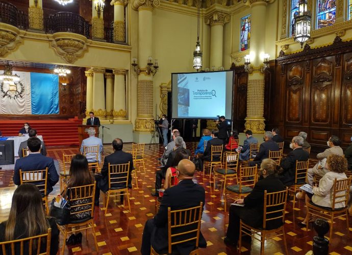 El Ministerio de Finanzas Públicas lanza Portales de Transparencia