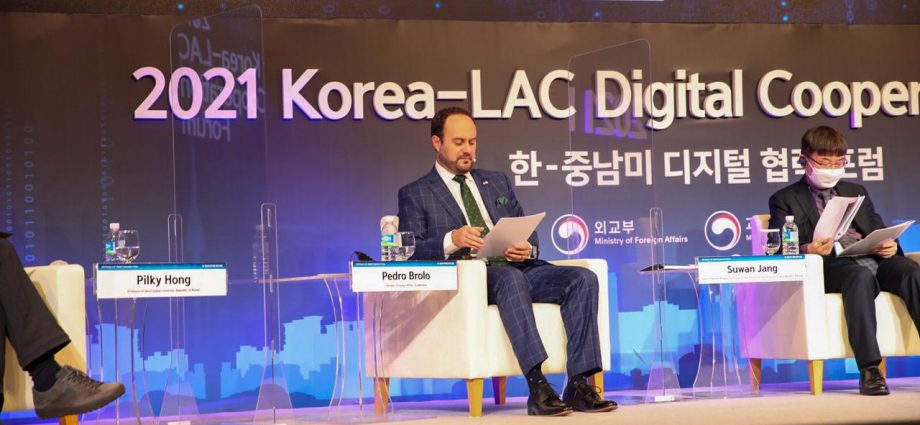 El canciller Pedro Brolo participó en el “Foro de Cooperación Digital 2021 Corea-América Latina y el Caribe”