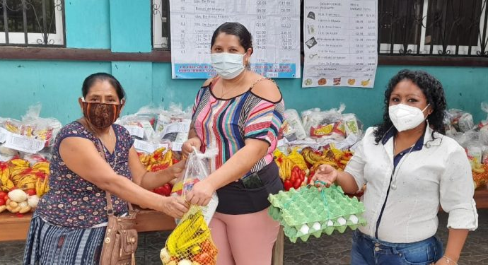 MINEDUC inició la segunda entrega de alimentación escolar en Suchitepéquez