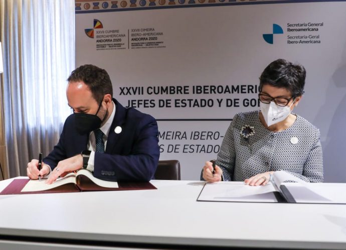 Guatemala y España refrendan su relación bilateral en el marco de la XXVII Cumbre Iberoamericana