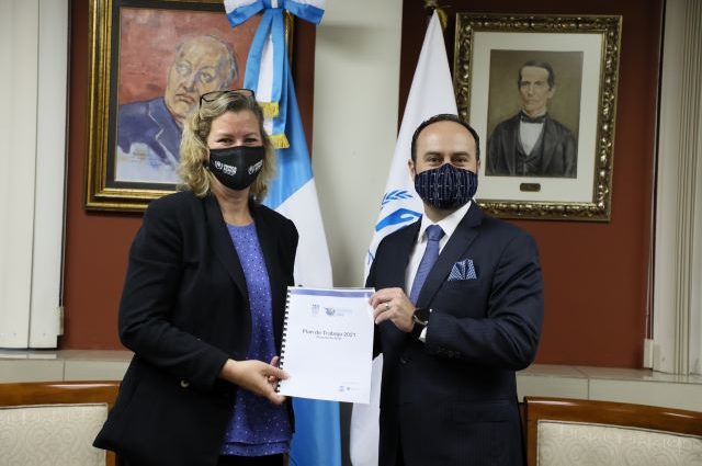 Guatemala reconoce labor de ACNUR