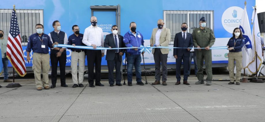 Cuarto puesto de control aduanero es inaugurado por el presidente Giammattei en Chimaltenango