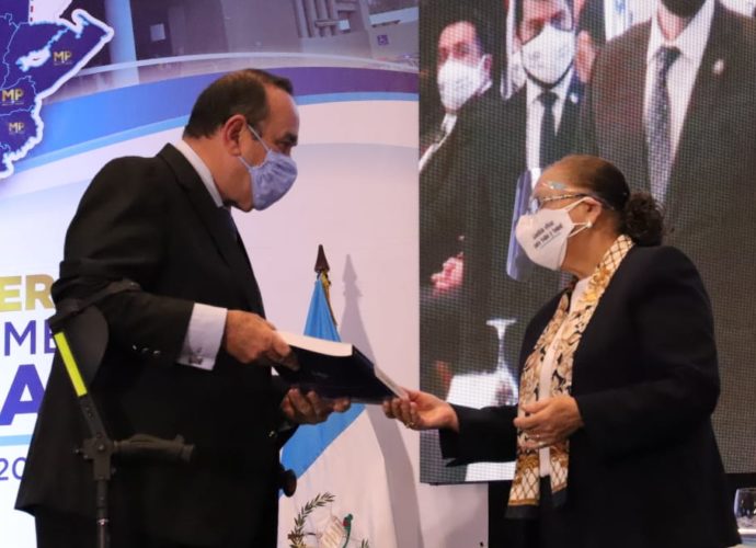 Presidente Giammattei destaca cobertura nacional del MP en el Tercer Informe de Resultados