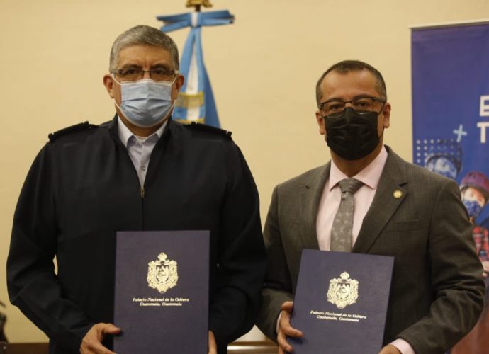Autoridades lanzan el programa “Equinoterapia para todos” y busca beneficiar a personas con discapacidad