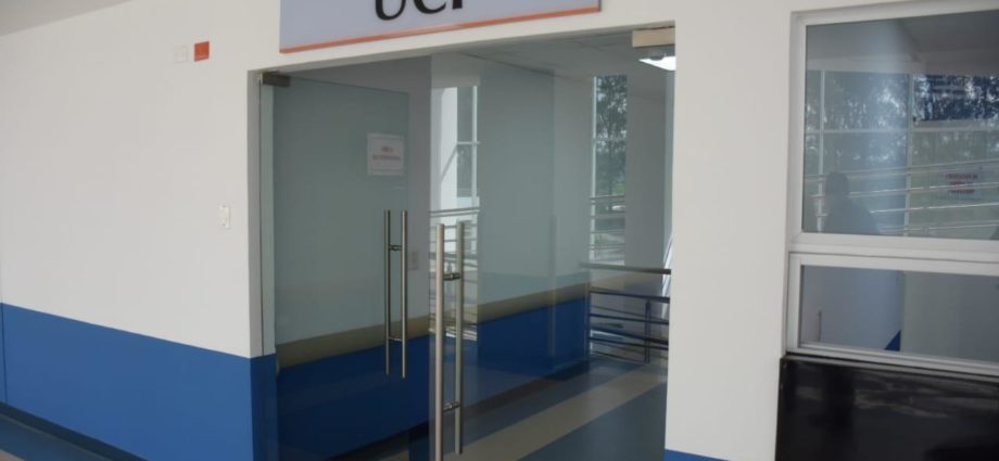 Hospital Especializado de Villa Nueva inaugura ampliación del intensivo y encamamiento de COVID-19