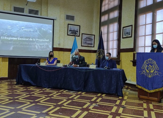 Registro General de la Propiedad implementa firma electrónica para certificaciones en línea