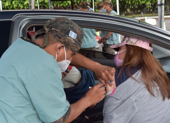 Fin de semana continuará vacunación contra COVID-19 en puestos Mariscal Zavala y Guardia de Honor/Campo Marte Fin de semana continuará vacunación contra COVID-19 en puestos Mariscal Zavala y Guardia de Honor/Campo Marte