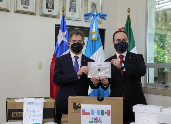 Minex recibe insumos médicos y equipo de cómputo donados por Fondo Conjunto de Cooperación Chile-México