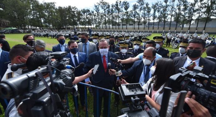 Presidente Giammattei confirma detección de variante delta del SARS-CoV-2