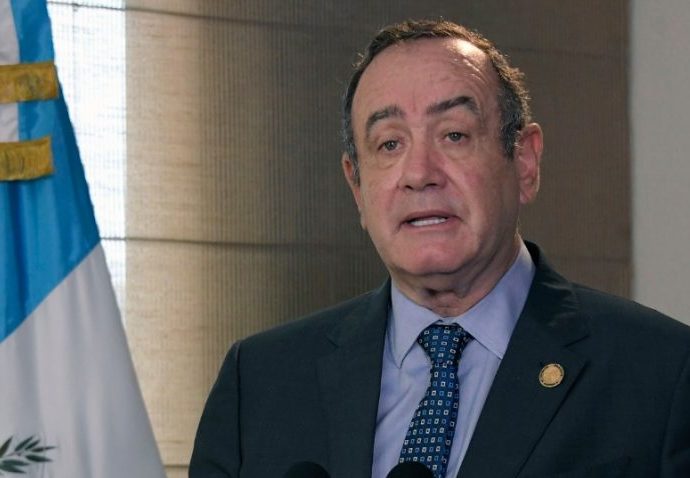 Presidente Giammattei solicita acceso equitativo a vacunas contra COVID-19 ante la ONU