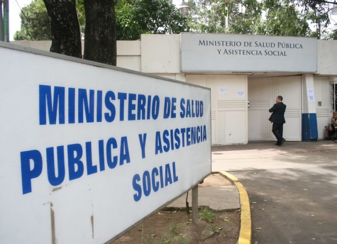 El Gobierno de Guatemala agradece el servicio y anuncia la renuncia de la Doctora Amelia Flores como ministra de Salud