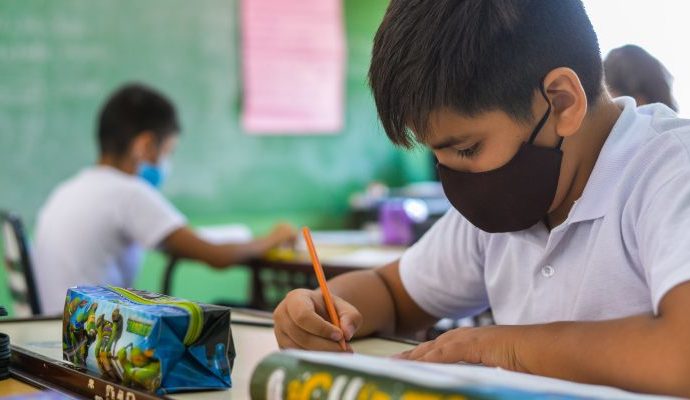 Salud y Educación preparan protocolos para el regreso a clases