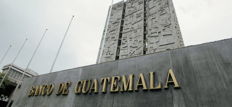 Banguat resalta crecimiento económico en Guatemala