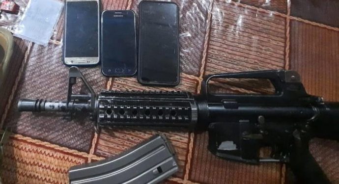 PNC detiene a tres hombres con fusiles en Sololá